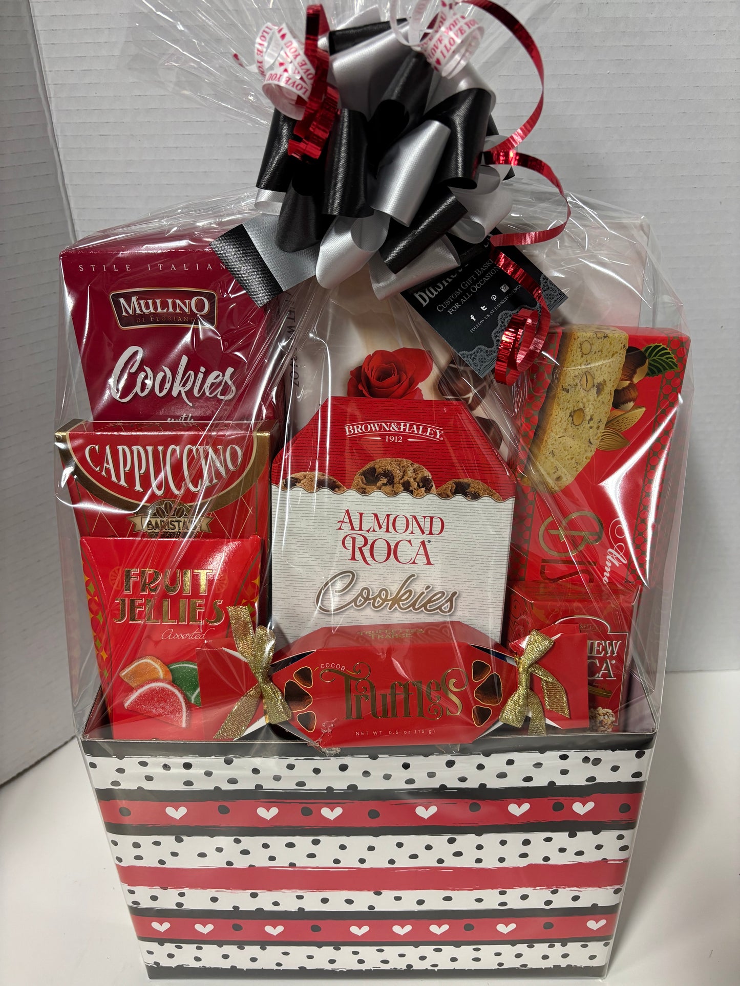 Valentine's Day Gourmet Snack Basket